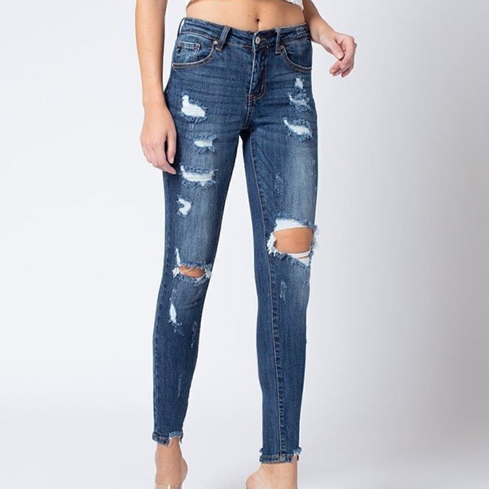 KANCAN Distressed women's mid rise skinny jeans